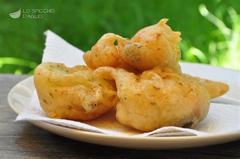 Le frittelle di baccalà sono veramente irresistibili: Ricetta - Frittelle al baccalà - Le ricette dello spicchio ...