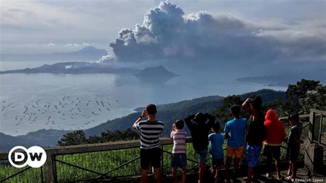 Gefährlicher Vulkanausbruch Nahe Manila Dw 13012020