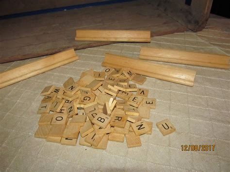 Set Of 4 Wood Wooden Replacement Scrabble Tile Holders And 94 Replacement