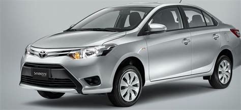 Aracın önden ve arkadan görünümünde toyota'nın auris modeliyle başlattığı yeni tasarım diline ait karakteristik özellikleri. Toyota Yaris Sedán 2017: dinámico y eficiente - Tuningmex.com