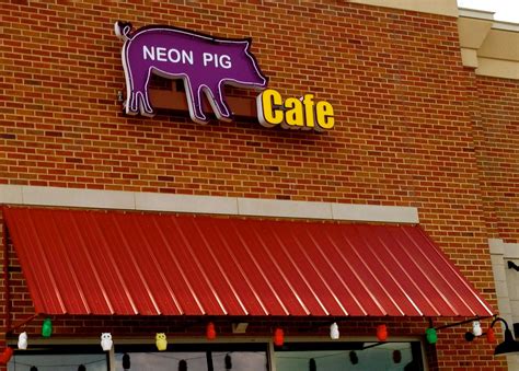Neon Pig Tupelo Ms Mississippishes Calling My Name Pinterest