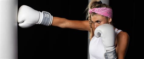 3 Round Heavy Bag Boxing Workout For Beginners