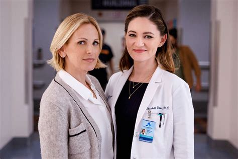 Marlee Matlin Is Set To Guest Star On Nbcs New Amsterdam