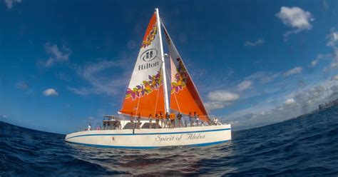 Hawaii Catamaran Sailing And Snorkeling Excursion Musement