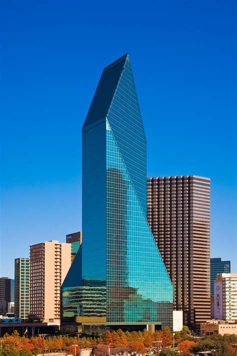 Lessons Learned: Fountain Place in Downtown Dallas | Realty News Report