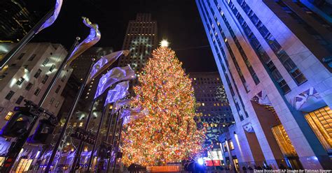 Photos 2020 Rockefeller Center Christmas Tree Lit Untapped New York