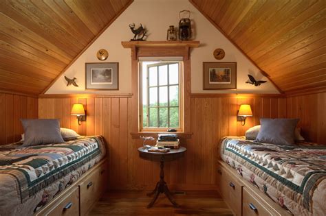 Here members of men of bree barter, craft, or just hang out. Otter Tail Hunting Lodge rustic-bedroom