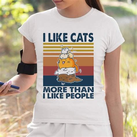 I Like Cats More Than I Like People Vintage Retro T Shirt Retro