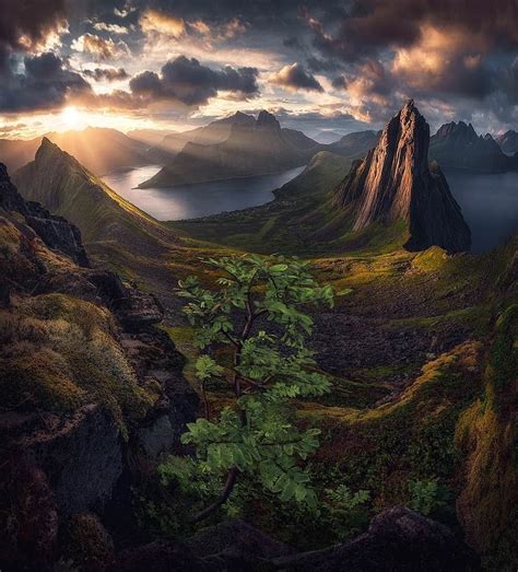 A Norwegian Sunrise With An Unreal View Mostbeautiful Landscape