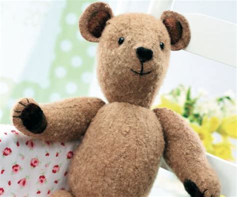 Stitched Vintage Teddy Bear Pattern Free Card Making Downloads