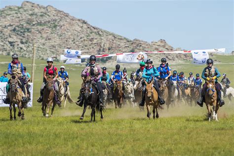 Inside The Worlds Longest And Most Dangerous Horse Race