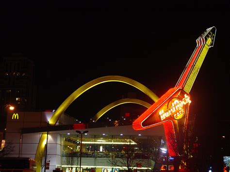 Farewell To Chicagos Rock N Roll Mcdonalds Munchies