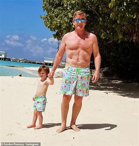 Shirtless Gordon Ramsay 55 Shows Off His Incredibly Buff Physique Express Digest