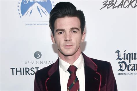 Drake Bell Accuses Nickelodeon Dialogue Coach Brian Peck Of Sexually