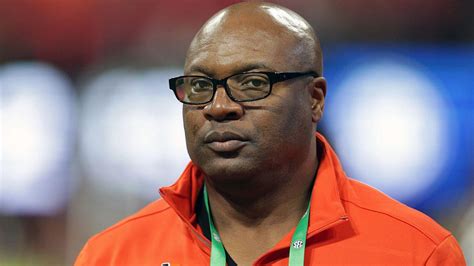 Bo Jackson Believes Hed Average 350 400 Yards Per Game In Todays Nfl