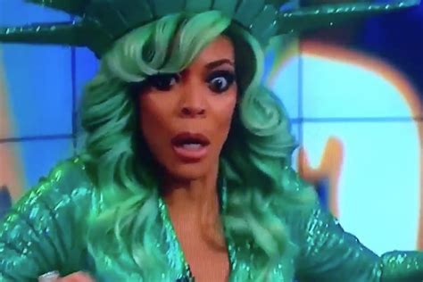 Twitter goes wild with memes after she faints on live tv. Wendy Williams Memes Statue Of Liberty