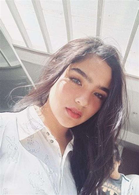 Andrea Brillantes Hauteur Poids âge Petit Ami Famille Faits