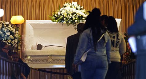 Baltimore Thousands Expected At Mondays Funeral For Freddie Gray