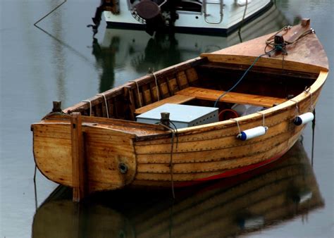 TrekLens | Clinker built Photo