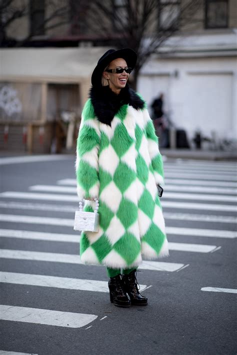 How To Take A Street Style Photo Per NYFWs Elite LaptrinhX News