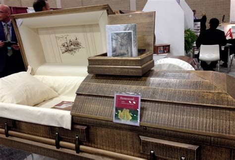 New Caskets And Urns At 2015 Iccfa Expo A Good Goodbye
