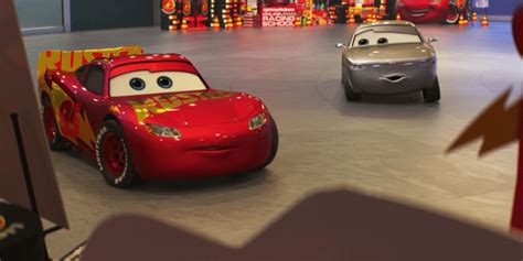 Video Lightning Mcqueen May Face The End Of His Racing Days In Disney Pixar Trailer For Cars 3