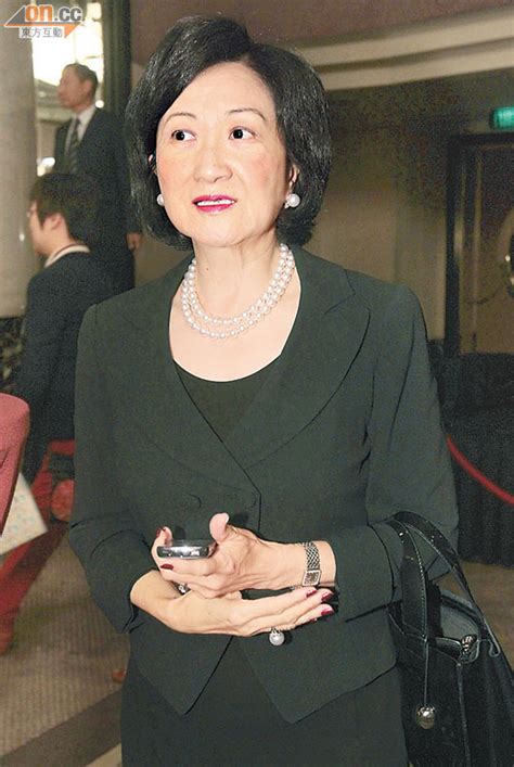 Regina ip has facebook 葉劉淑儀facebook. 政情：葉劉怕尷尬 唔做「保安」揸弗人 - 東方日報
