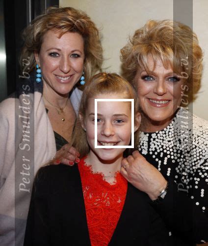 She is a dutch musical and television/movie actress, especially known for the popular television series kees & co (1997) which is shown on the television channel rtl 4 and the online streaming service videoland, for which she also sings the theme song. Fotoarchief Peter Smulders BV
