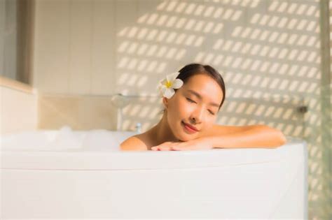 Meditate While Bathing Learn To Meditate In Shower Or Bathtub