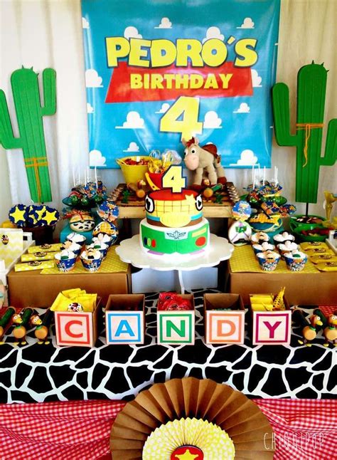 Check Out This Awesome Toy Story Birthday Party The Birthday Cake Is