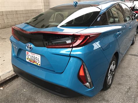 2018 Toyota Prius Prime Review Everything You Want In A Great City Car