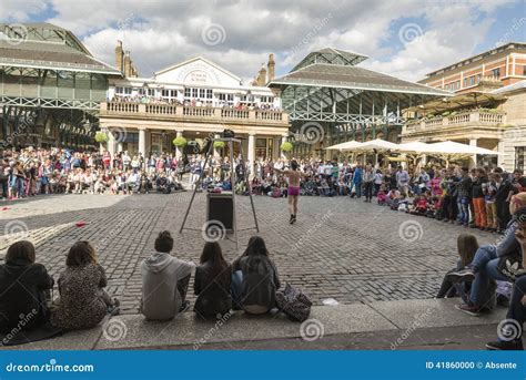 Street Performers At The Covent Garden Editorial Image Image Of