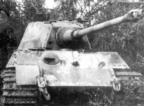 Photo Knocked Out Tiger Ii Heavy Tank France Aug 1944 Note