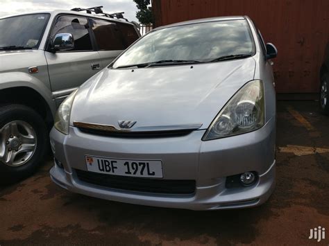 It can carry from 6 to 7. New Toyota Wish 2003 White in Kampala - Cars, Shine ...