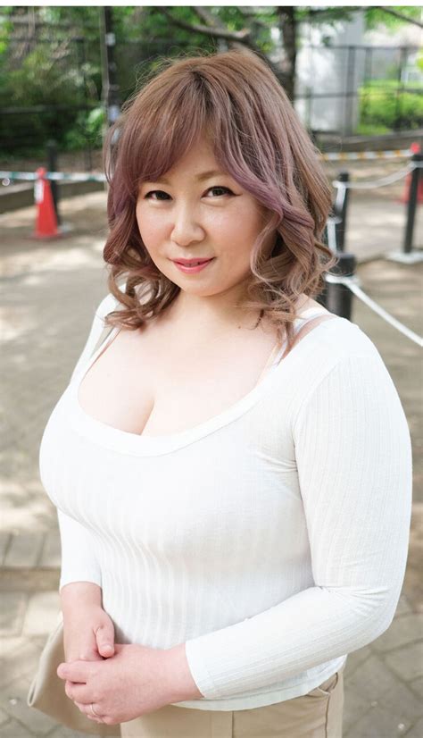 日本で一番ドスケベなおデブさん認定！ぽっちゃり熟女専門店のカリスマ爆乳風俗嬢、痴女りまくり15発射させるプライベート動画公開します。律子53歳 Mercury