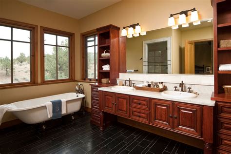 These 50 luxurious master bathroom ideas are creative and you must choose one today if you are planning to remodel your master bath. Master Bathroom Designs with Good Decoration - Amaza Design