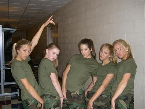 The Real Sexy Women Of The Armed Forces Gallery Ebaums World