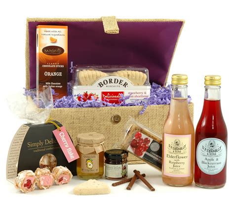 28 mother's day food gifts she'll want to dig into immediately. Summer Berries Gift Box | Buy Online for £36.00