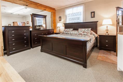 What makes mennonite furniture different? Maple Hudson Valley 7 Piece Bedroom Suite - Lloyd's ...