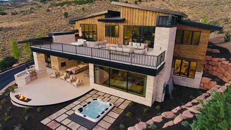 Mountain Modern Architecture Red Ledges