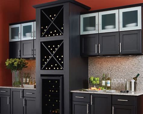 Penggunaan material marmer pada area mini bar membuat tampilan modern di dapur semakin hidup. 50 Desain Kitchen Set Aluminium Minimalis & Harga Terbaru 2020