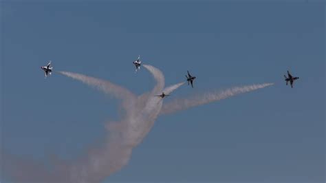 Dvids Images Us Air Force Thunderbirds Perform At Oregon