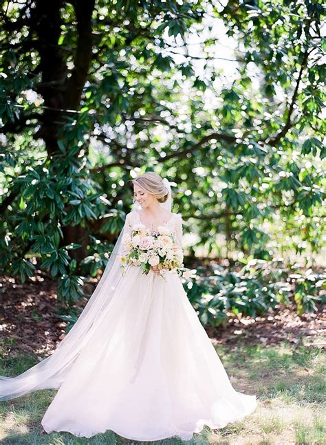 Wedding Veil By Alice And Mae Bridal Style Meets Southern Charm At Glen