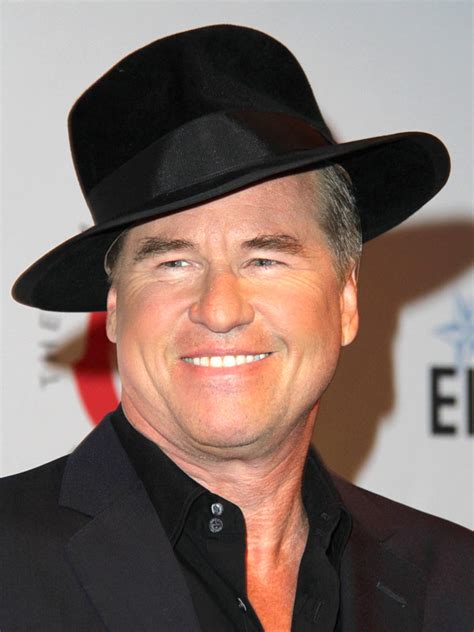 His favorite australian bands and musicians were spiderbait, powderfinger, and silverchair. Val Kilmer - SensaCine.com.mx