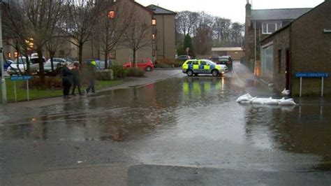 Homes Flooded In Scotland As Heavy Rain Hits Bbc News