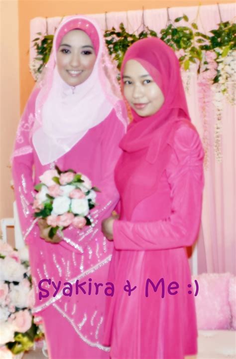 Walaupun memang desain bajunya terlihat simple namun tetap membuat penampilan anda semakin cantik dan elegan. PAKEJ TUNANG MURAH 2013 SIMPLE TEMA PINK PUTIH ~ BUTIK ...