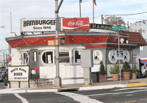 This Nj Diner Is Apparently One Of The Best Burger Joints In New