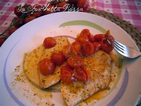 Petti produces excellent tomato sauce, tomato puree and organic tomato pulp 100% toscano. La Forchetta Rossa: Petti di pollo con pomodorini