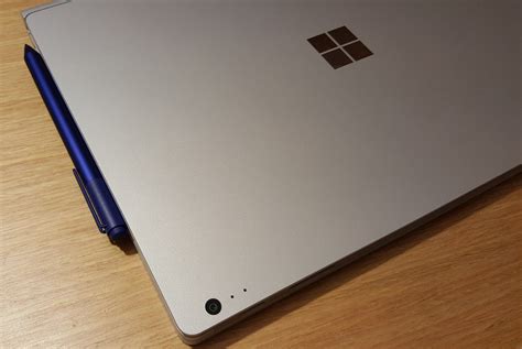 Surface Pro 5 May Have A Rechargeable Surface Pen That Docks