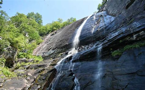 The 8 North Carolina Hiking Trails With Waterfalls Pure Hiker